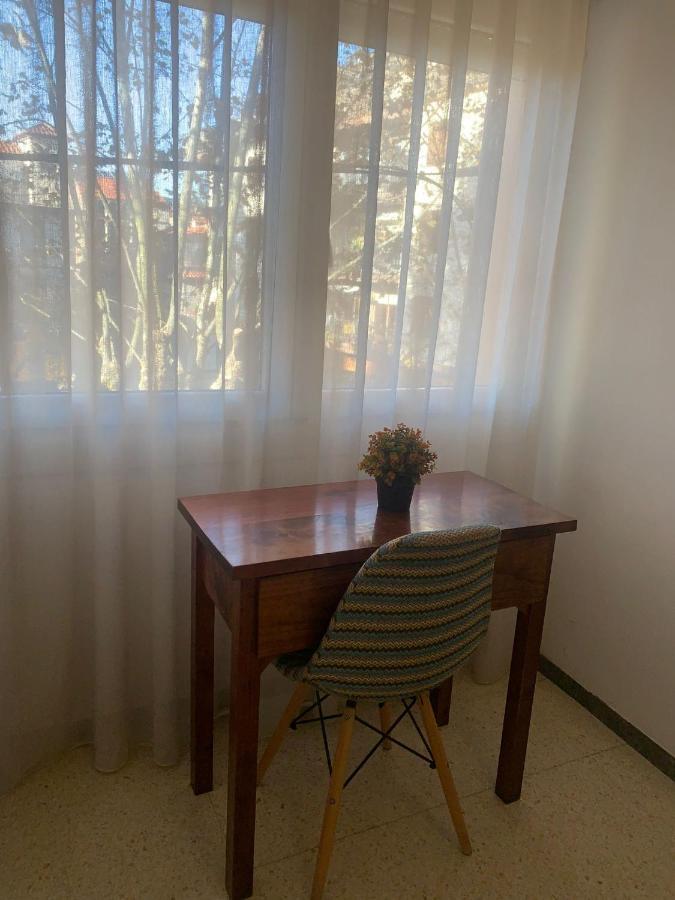Hostal Torras Sant Hilari Sacalm Extérieur photo